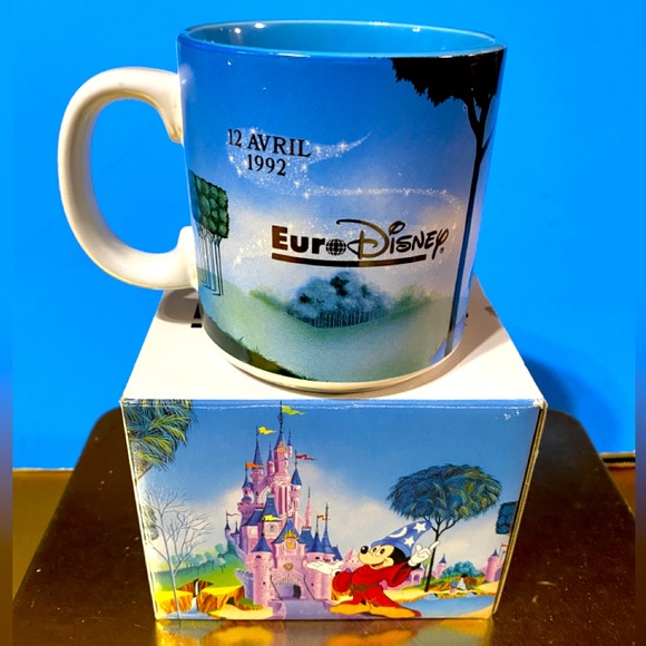 EURO DISNEY DISNEY STORE MUG COMMEMORATES THE OPENING OF EURO APRIL 12,1992 RARE - Picture 2 of 15